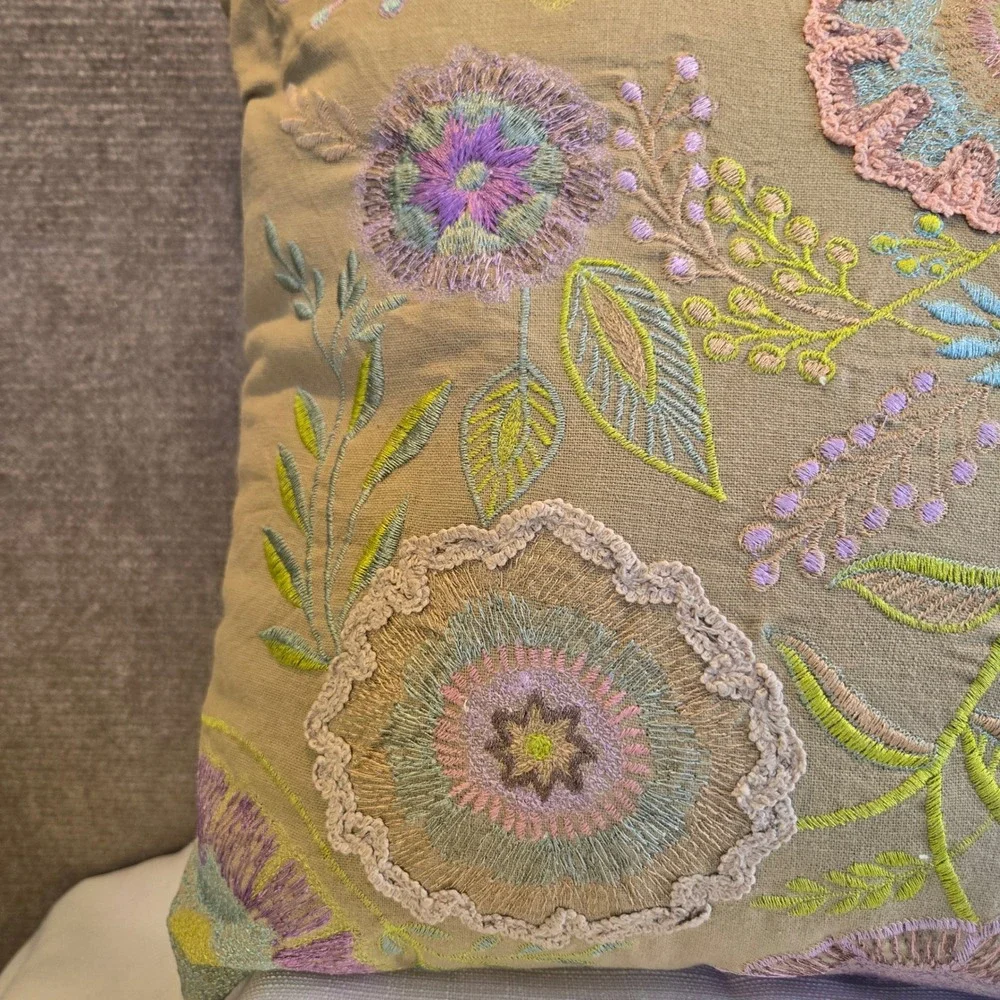 A Journey to India Floral Embroidered Throw Pillow Tan Boho Crewelwork 15x15 NWT